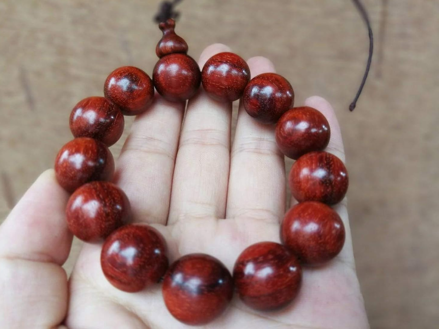 Finding the Perfect Unisex Bead Bracelet for Everyone