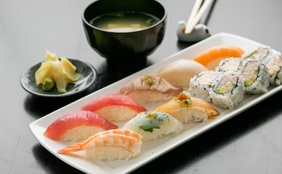 sushi trays